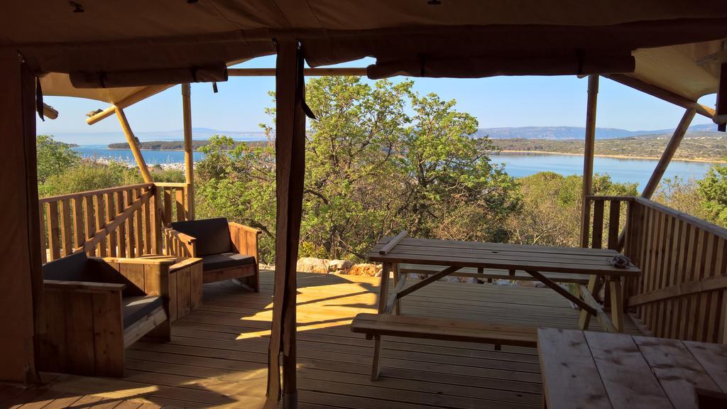 Hotel Marusina Olive Hills - Glamping & Minicamp Punat Exterior foto